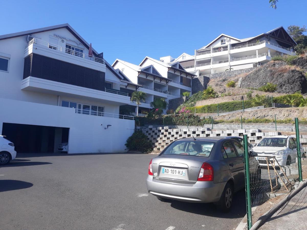Les Pieds Dans L'Eau ! Apartment Saint-Gilles-les-Bains Exterior photo